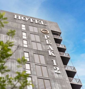 Peak 12 Hotel