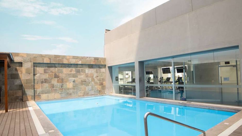 DoubleTree by Hilton Trujillo Pool