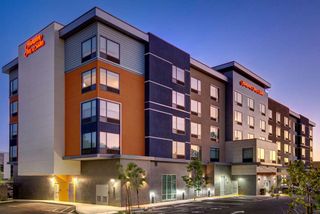 Hampton Inn & Suites Rancho Cucamonga