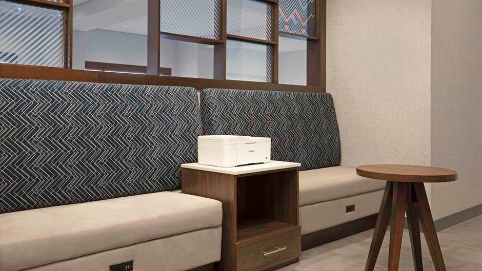 Hampton Inn by Hilton Port Hope Lobby