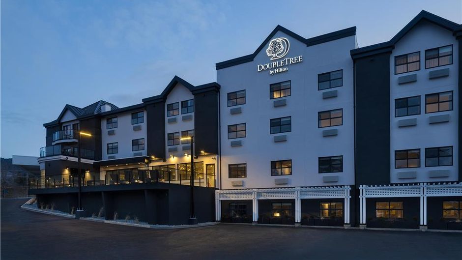 DoubleTree by Hilton West Kelowna Exterior