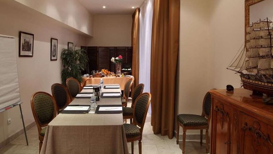 Amiral Hotel Paris Meeting