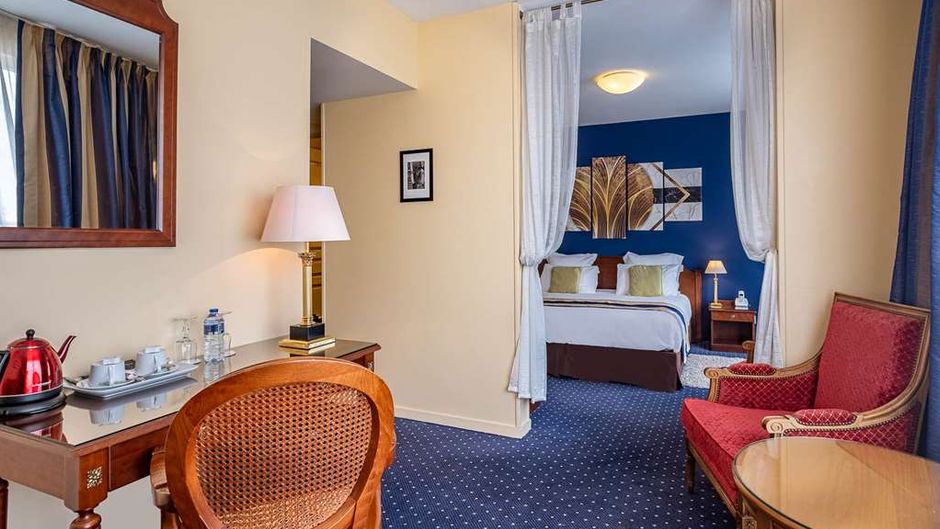 Amiral Hotel Paris Suite