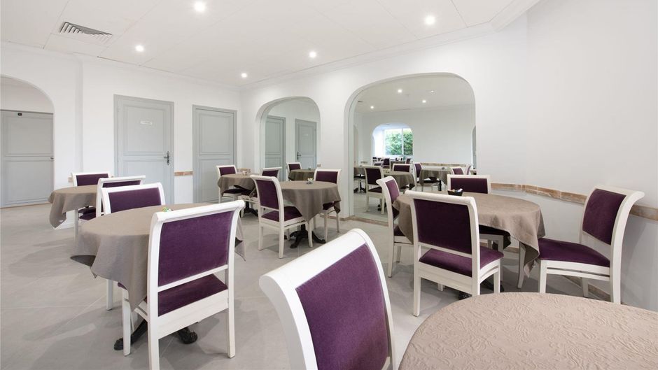 Hotel D'Orsay Restaurant