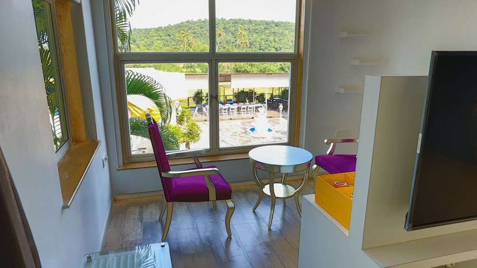 Azzure by Spree Goa Room