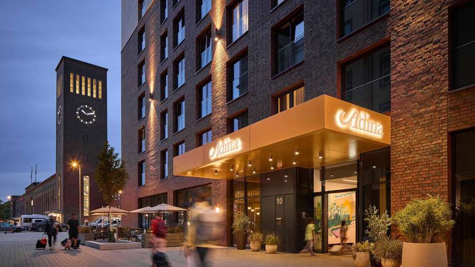 Adina Apartment Hotel Duesseldorf Exterior