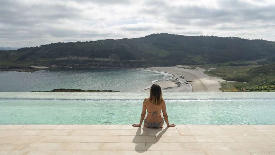 Parador Costa da Morte Pool