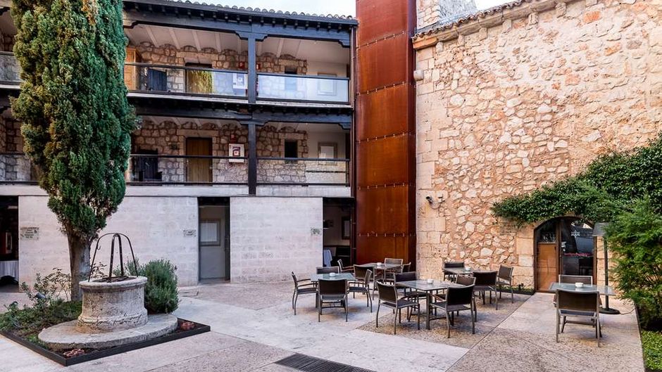 Parador de Alarcon Exterior