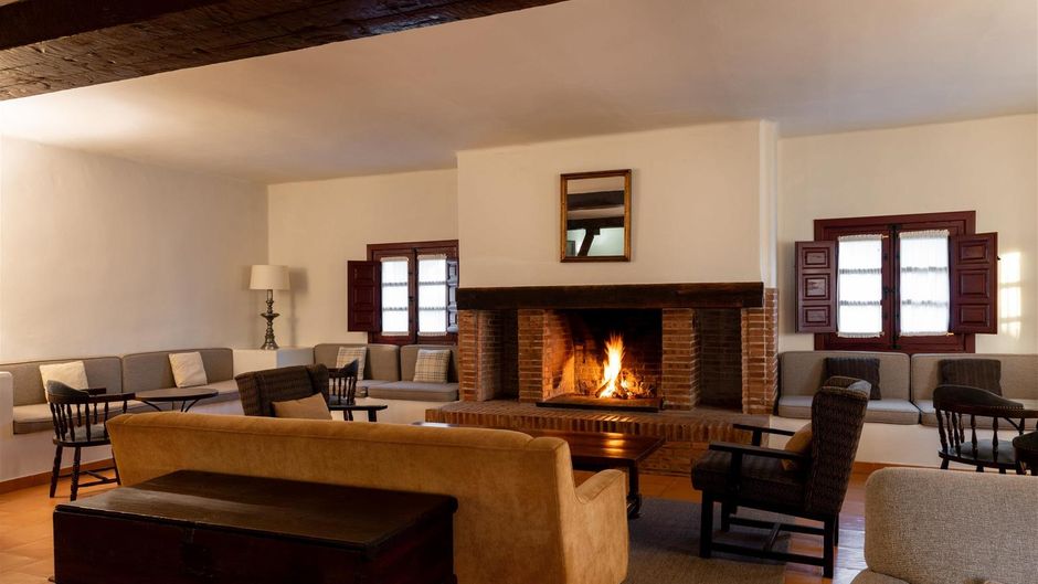Parador de Albacete Lobby