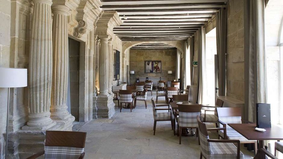 Parador de Argomaniz Lobby