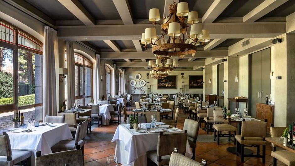 Parador de Avila Restaurant