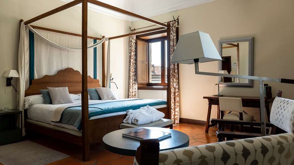 Parador de Avila Suite