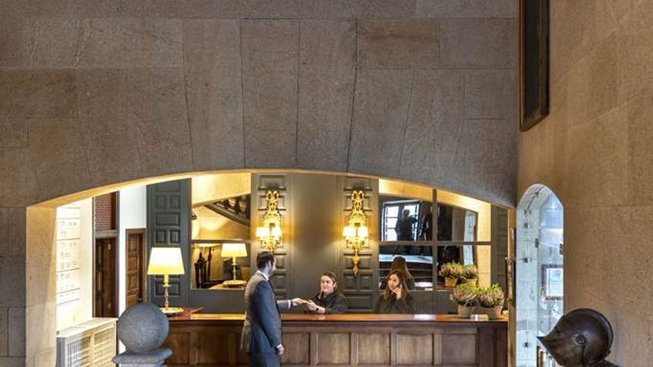 Parador de Baiona Lobby
