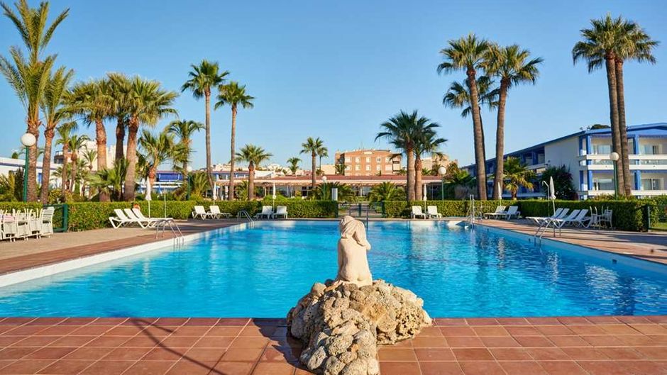 Parador de Benicarlo Pool