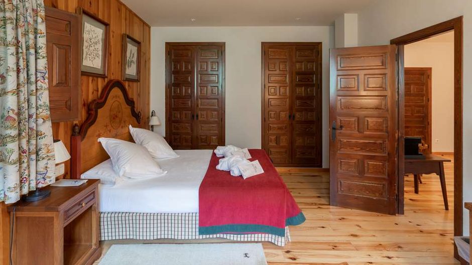 Parador de Bielsa Suite