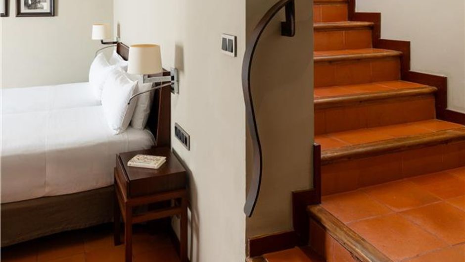 Parador de Caceres Room