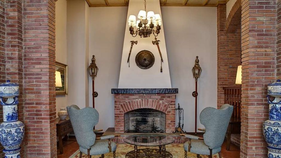 Parador de Calahorra Lobby
