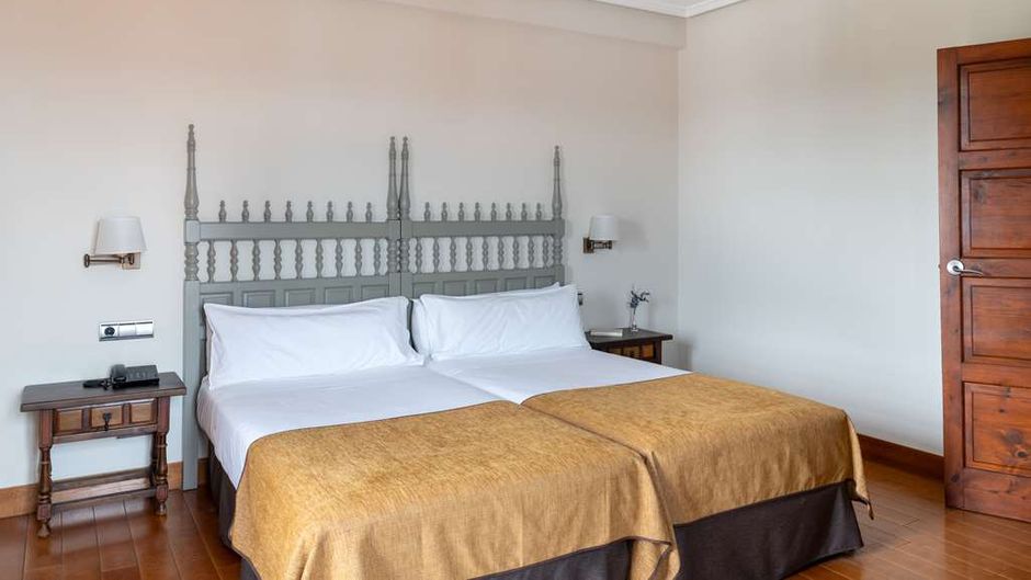 Parador de Calahorra Room