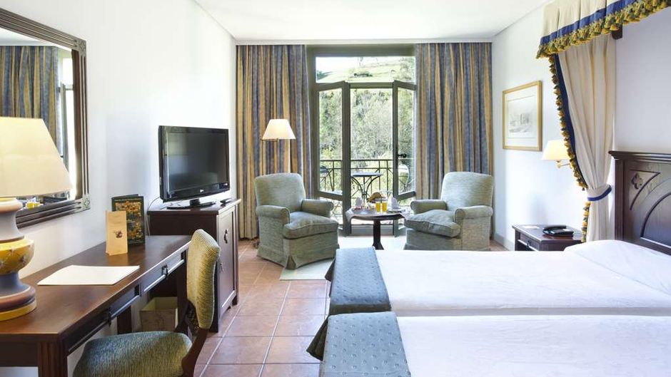 Parador de Cangas de Onis Room