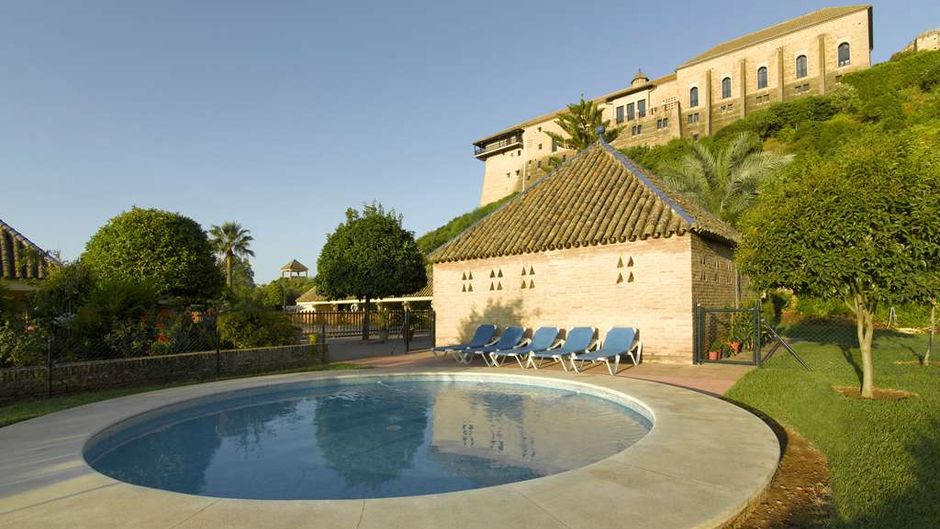 Parador de Carmona Pool