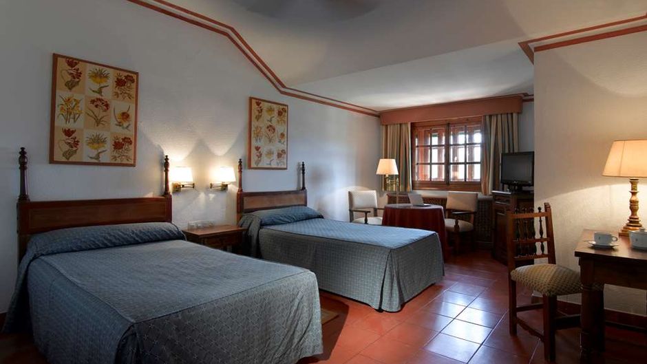 Parador de Cazorla Room