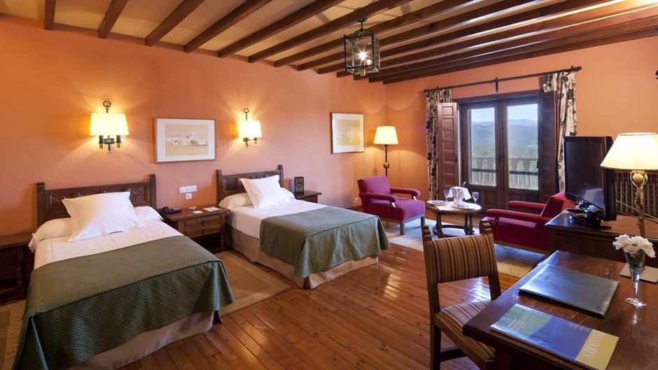 Parador de Cervera de Pisuerga Room