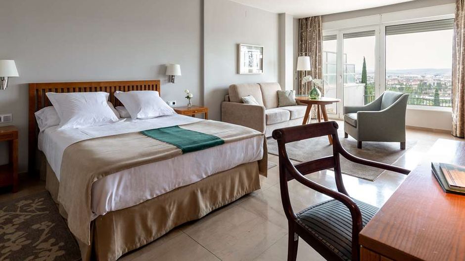 Parador de Cordoba Room