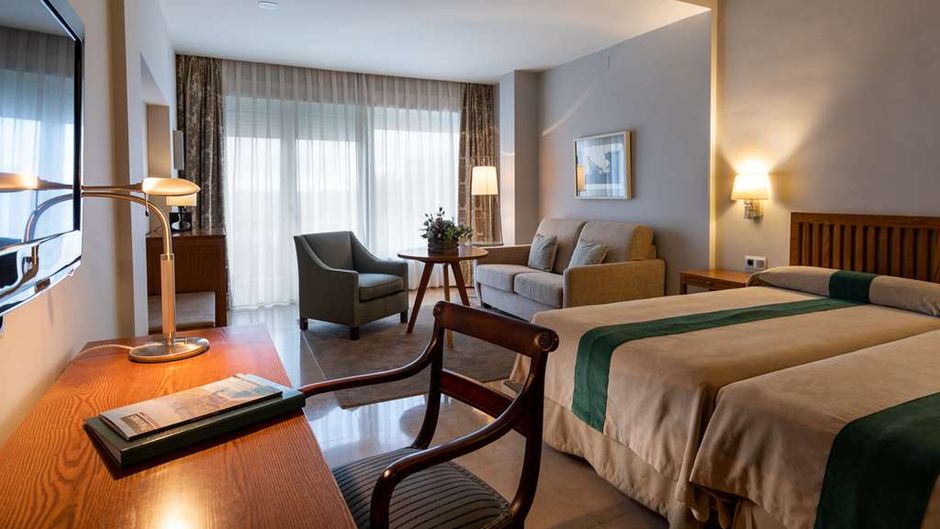 Parador de Cordoba Room