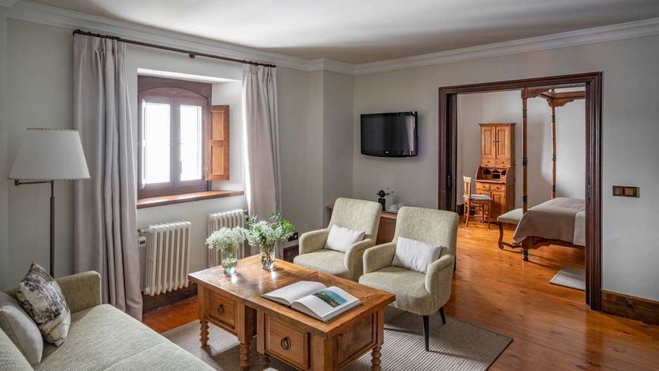 Parador de Gredos Suite