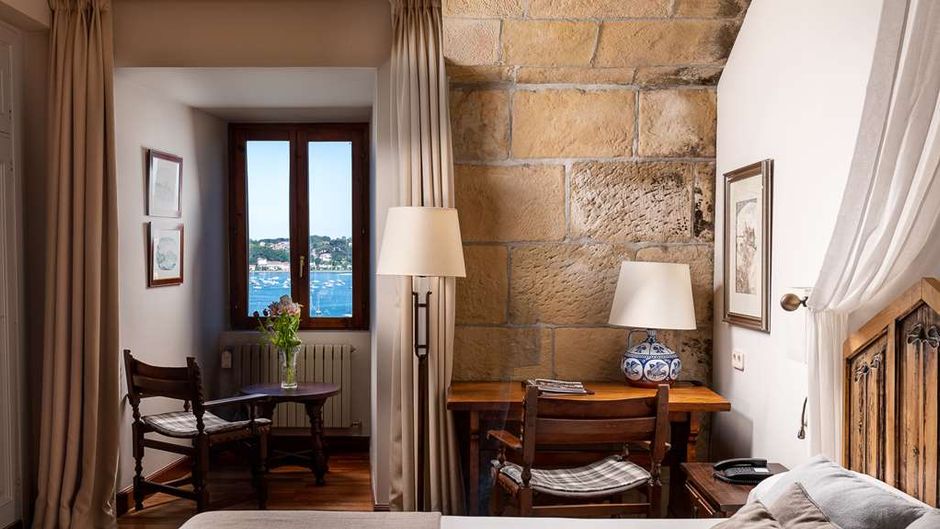 Parador de Hondarribia Suite