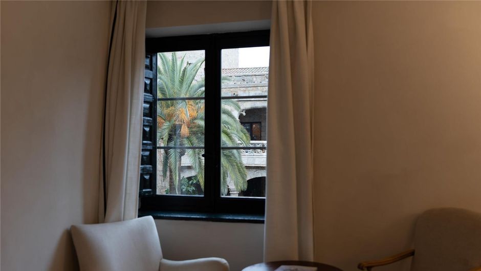 Parador de Jarandilla de la Vera Room