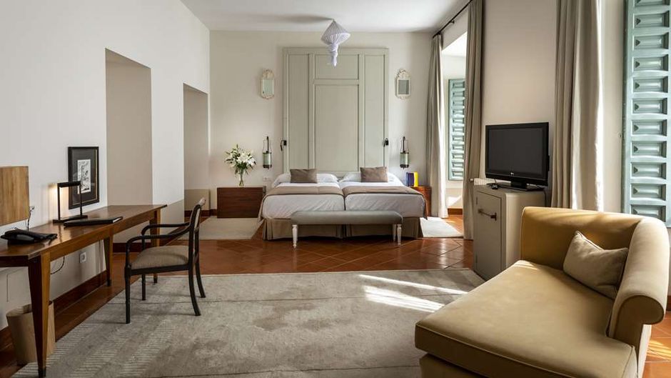 Parador de La Granja Suite