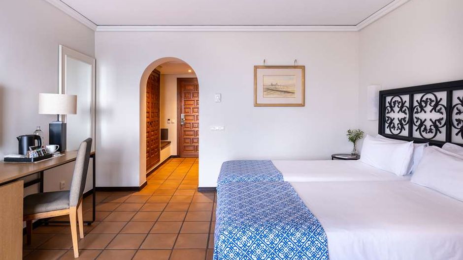 Parador de Malaga Gibralfaro Room