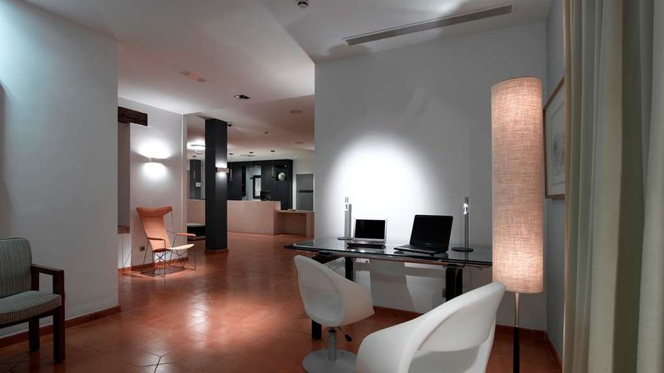 Parador De Malaga Golf Lobby