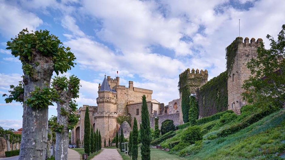 Parador de Olite Exterior