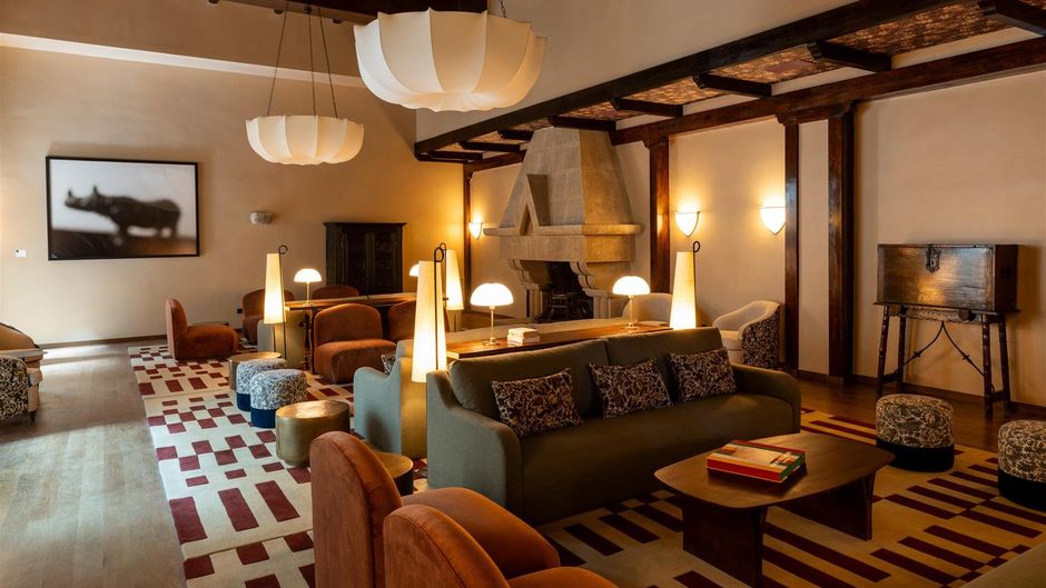 Parador de Olite Lobby