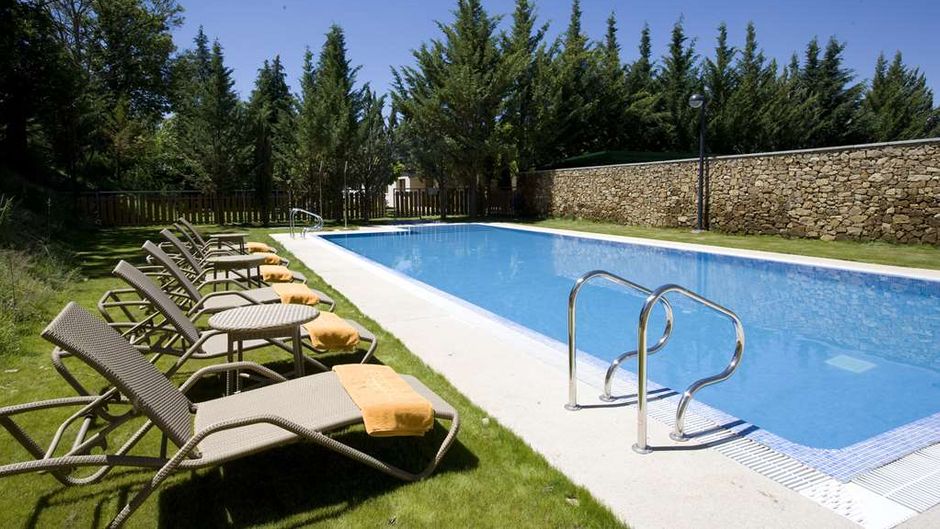 Parador de Puebla de Sanabria Pool