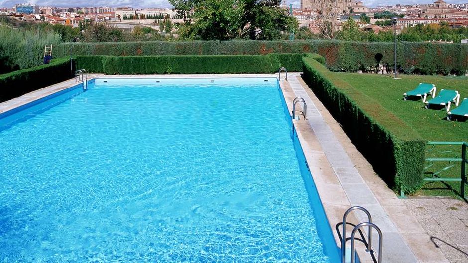 Parador de Salamanca Pool