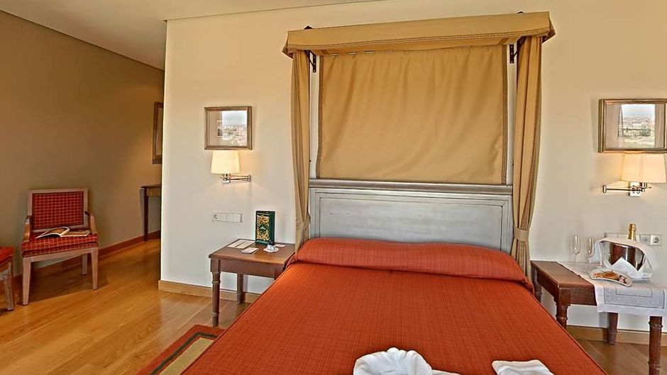 Parador de Salamanca Suite