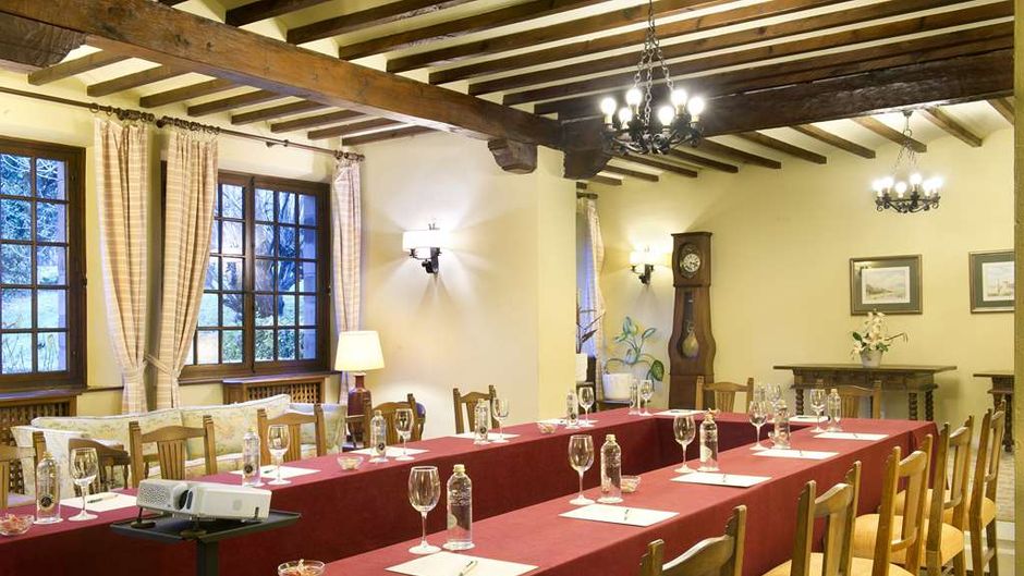 Parador de Santillana Meeting