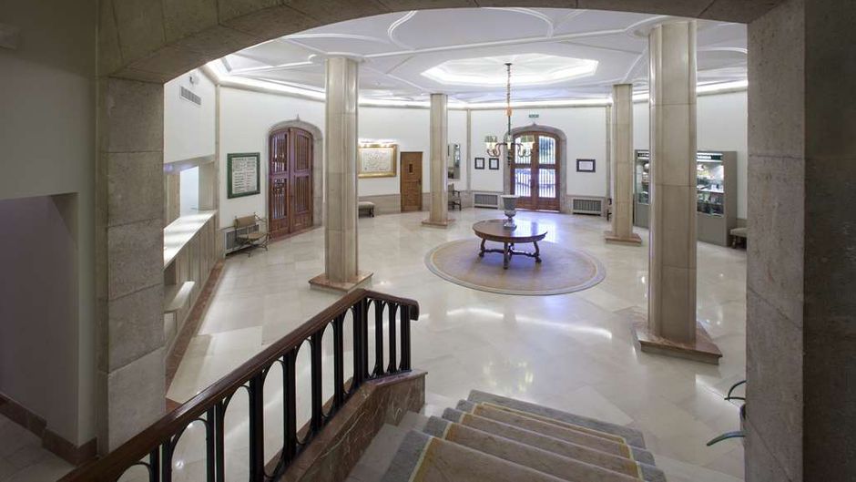 Parador de Teruel Lobby