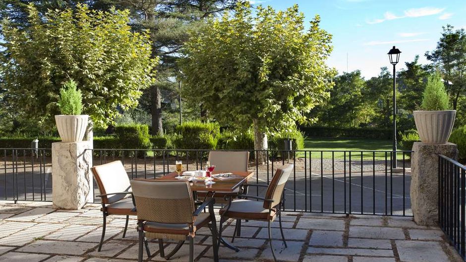Parador de Teruel Recreation