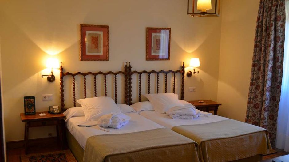 Parador de Verin Room