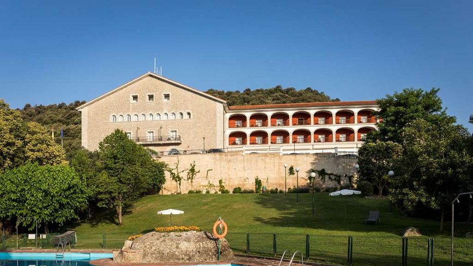 Parador de Vic Pool