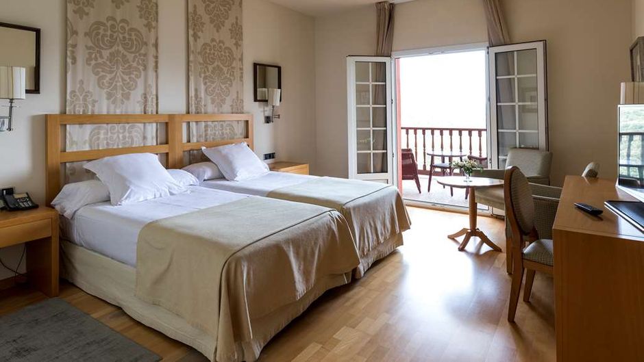 Parador de Vic Room