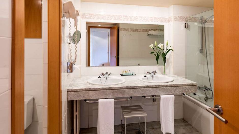 Parador de Vic Room