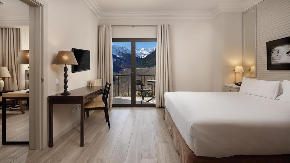 Parador de Vielha Suite