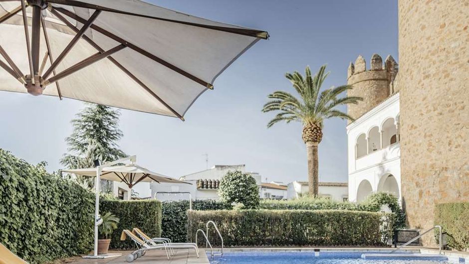 Parador de Zafra Pool