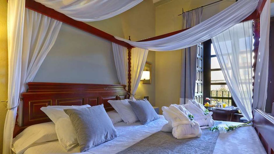 Parador de Zamora Room