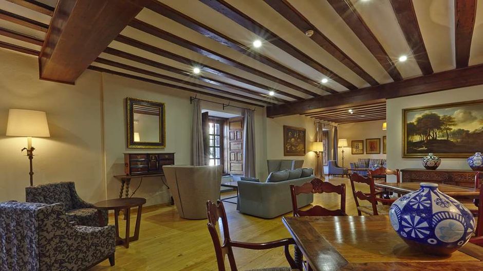 Parador de Zamora Lobby